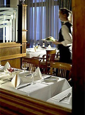 Courtyard By Marriott Berlin فندق 4*