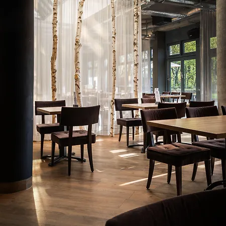 Courtyard By Marriott Berlin Hotel Teltow