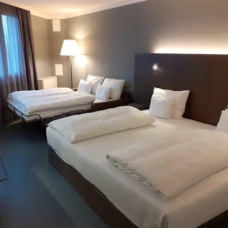 Hotel Courtyard By Marriott Berlin 4*