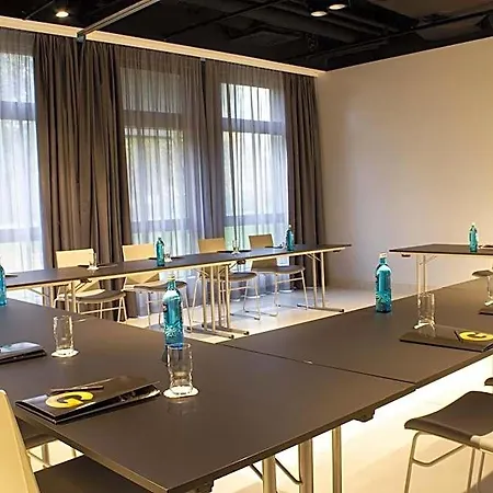Courtyard By Marriott Berlin