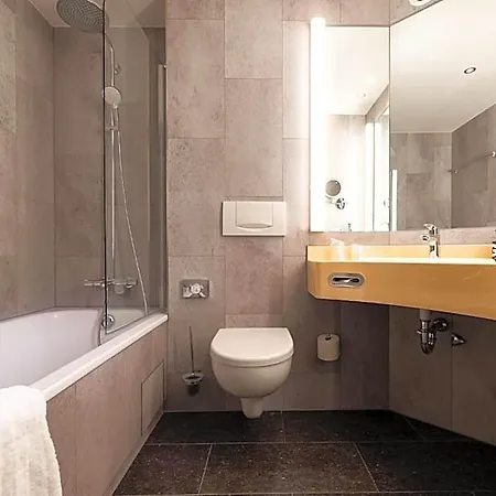 Hotel Courtyard By Marriott Berlin Teltow