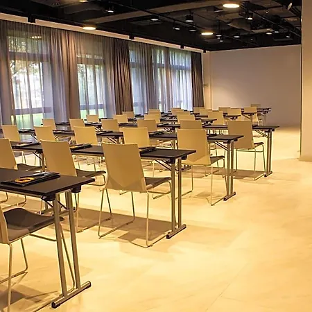 Courtyard By Marriott Berlin Teltow