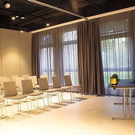 Courtyard By Marriott Berlin 4* Teltow