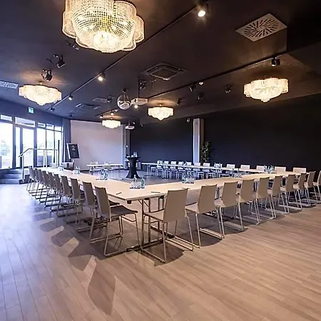 Courtyard By Marriott Berlin