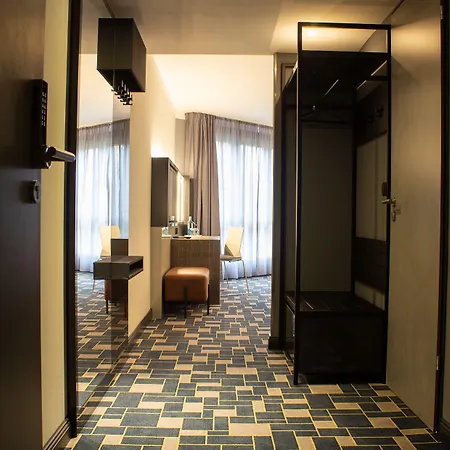 Courtyard By Marriott Berlin Hotel