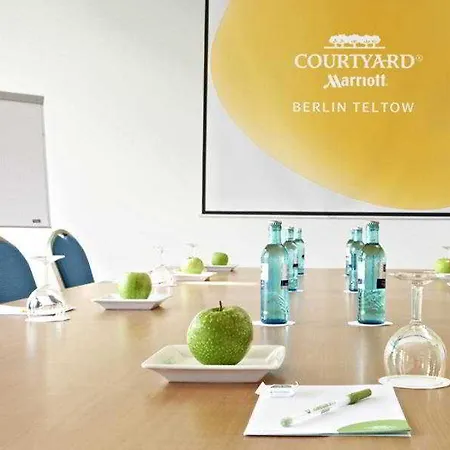 Hotel Courtyard By Marriott Berlin Teltow