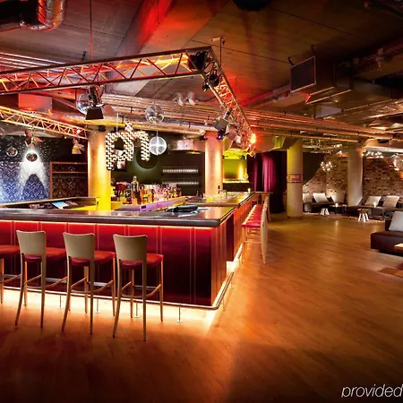 酒店 Courtyard By Marriott Berlin 泰尔托