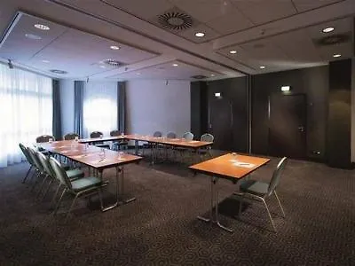 酒店 Courtyard By Marriott Berlin 4*
