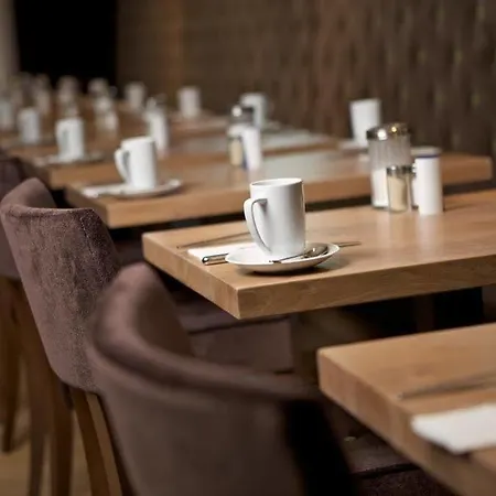 Hotel Courtyard By Marriott Berlin 4*