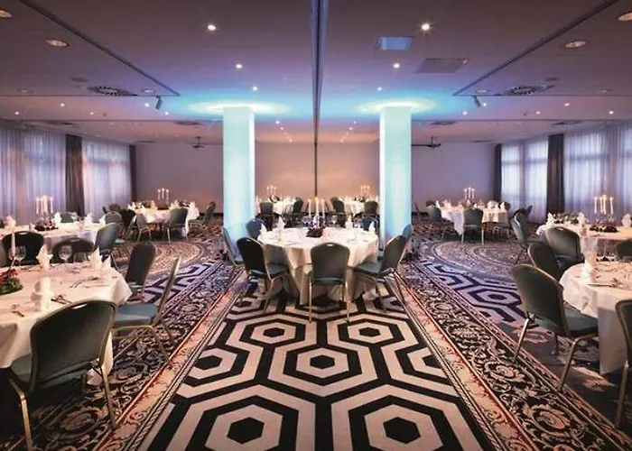 Courtyard By Marriott Berlin 4*