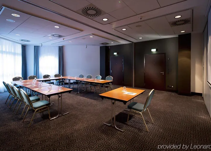 Courtyard By Marriott Berlin Hotel